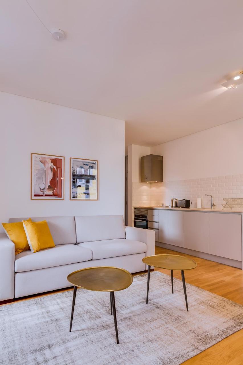 Poiais By Lisbon Inside Out Apartment Bagian luar foto