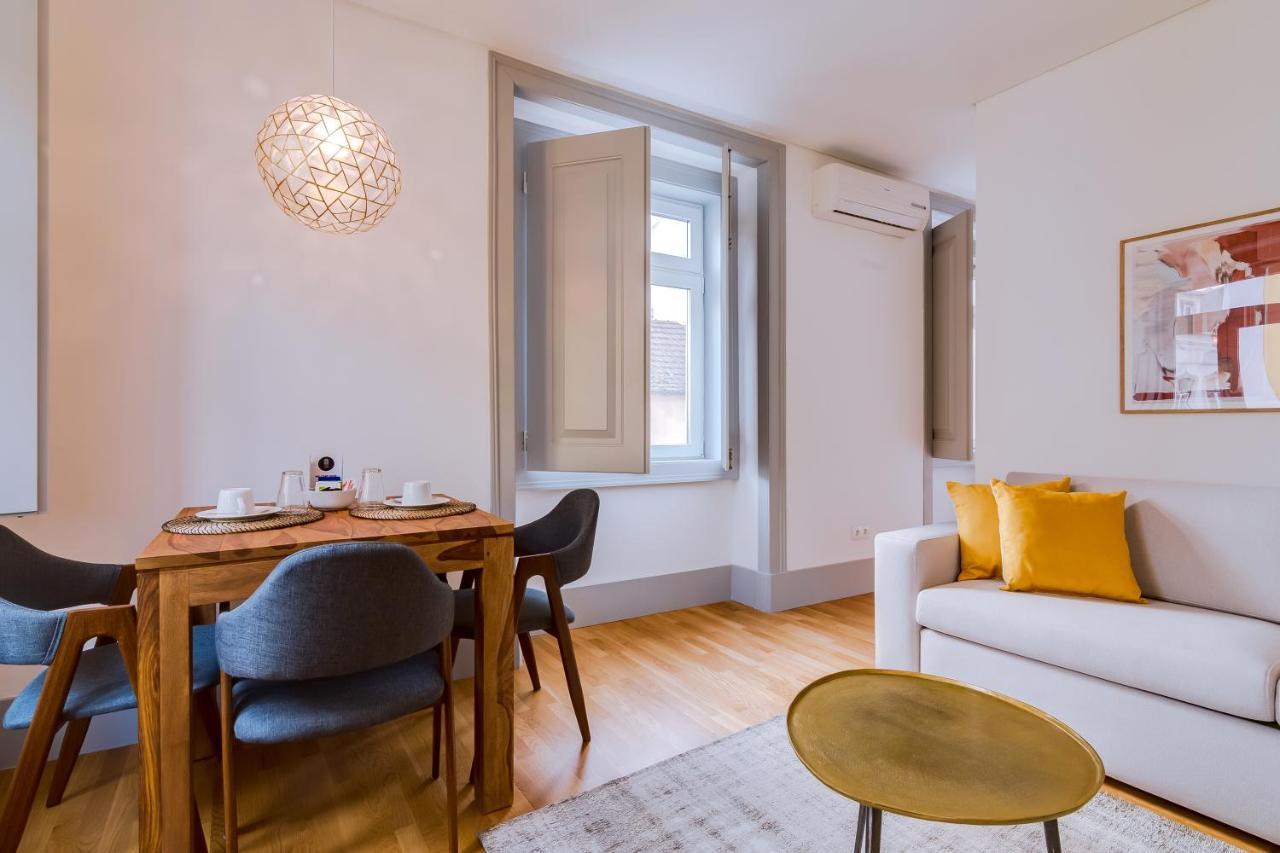 Poiais By Lisbon Inside Out Apartment Bagian luar foto