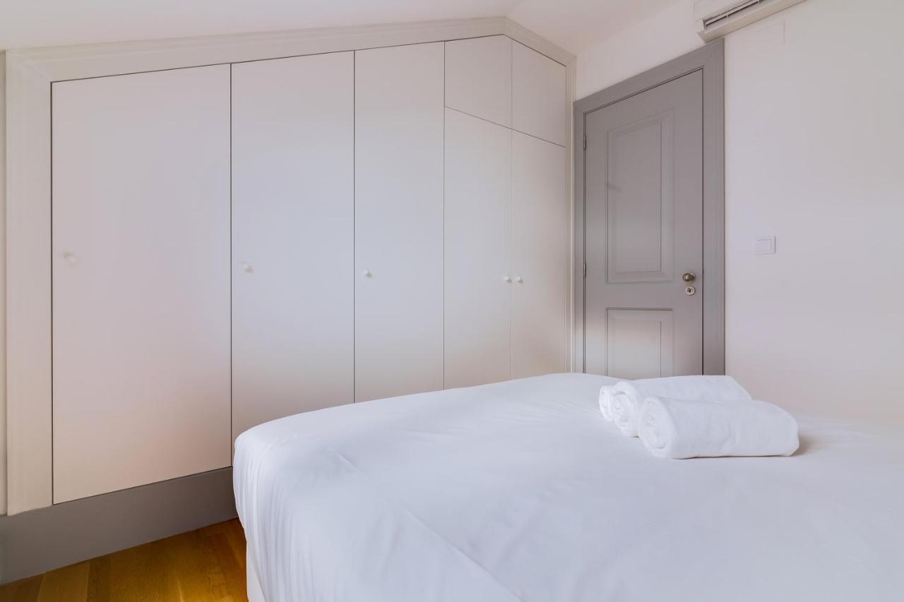 Poiais By Lisbon Inside Out Apartment Bagian luar foto