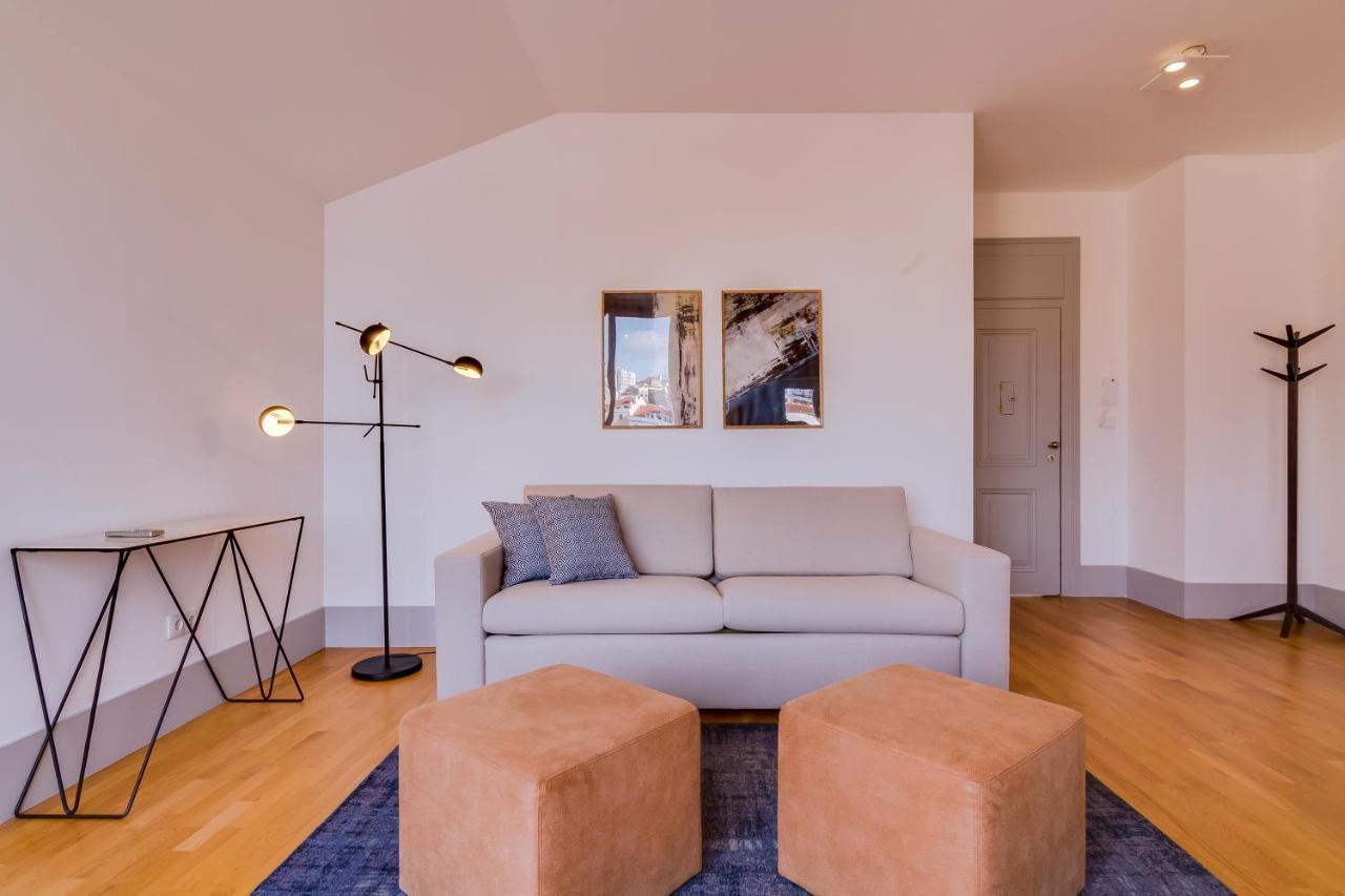 Poiais By Lisbon Inside Out Apartment Bagian luar foto