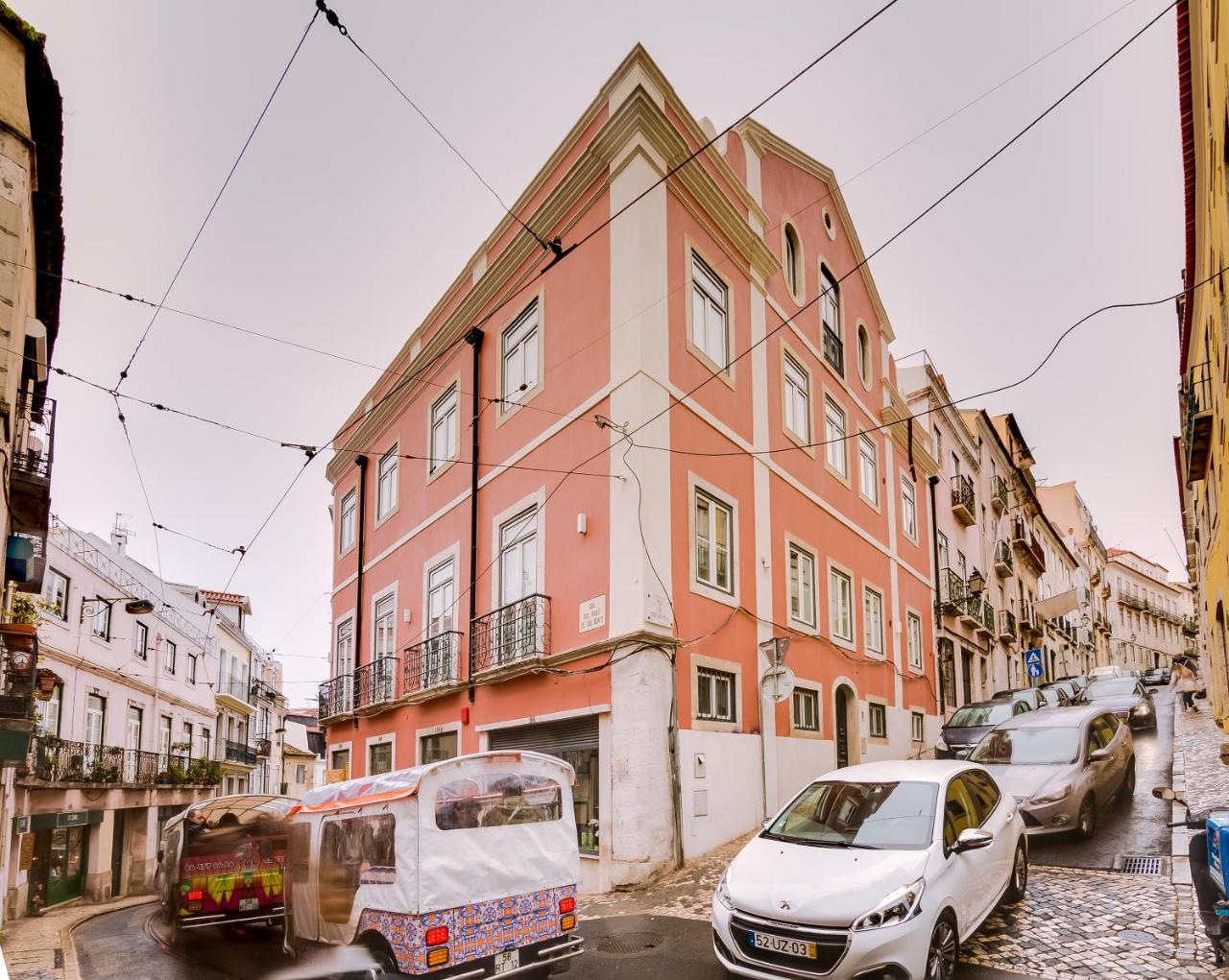 Poiais By Lisbon Inside Out Apartment Bagian luar foto