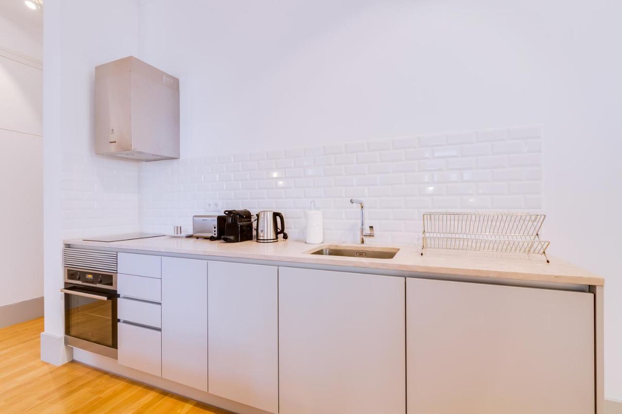 Poiais By Lisbon Inside Out Apartment Bagian luar foto